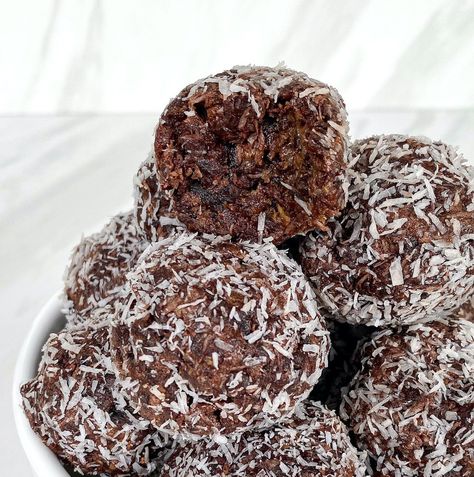 Healthy No Bake Cocoa Energy Balls Protein Bars Without Peanut Butter, Energy Bites Without Peanut Butter, Healthy Snacks Without Peanut Butter, No Peanut Butter Energy Balls, Energy Balls No Peanut Butter, Energy Balls Without Peanut Butter, Protein Balls Without Peanut Butter, Cocoa Energy Balls, Peanut Butter Energy Balls Recipe