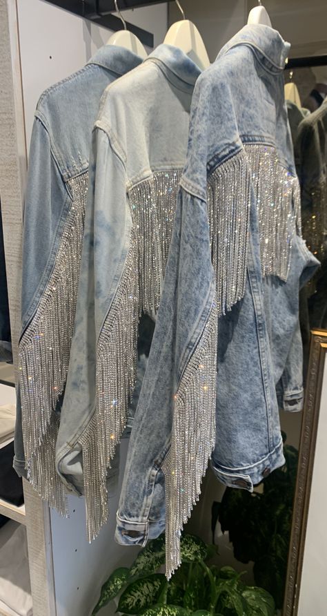 Mode Country, Idee Cricut, Taylor Swift Tour Outfits, Fest Outfits, Shoes Formal, Men Shoes Formal, Mode Kimono, Denim And Diamonds, Looks Country