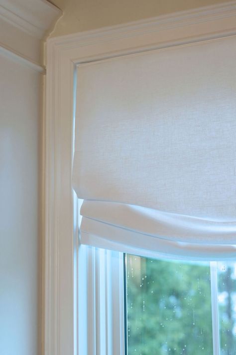 Relaxed Roman Shade Valance, Roman Shade Kitchen Window, White Linen Roman Shades, Roman Shades Bathroom, Kitchen Roman Shades, Transitional Window Treatments, Roman Shades Kitchen, White Roman Shades, Linen Valance