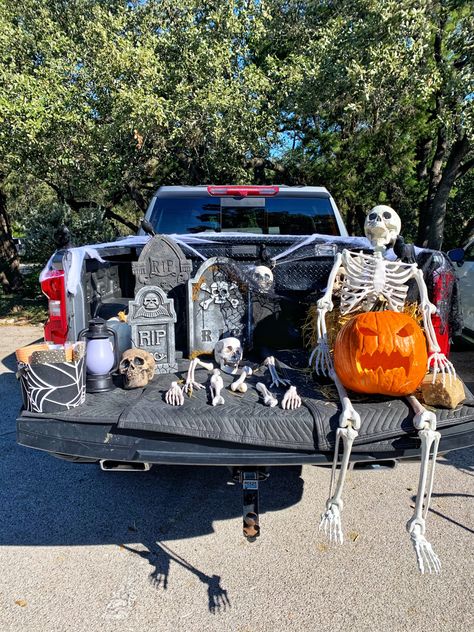 Trunk Or Treat Ideas For Trucks Bed Easy, Trunk Or Treat, Fall Halloween Decor, The Grove, Truck Bed, Fall Halloween, Halloween Party, Halloween Decorations, Halloween