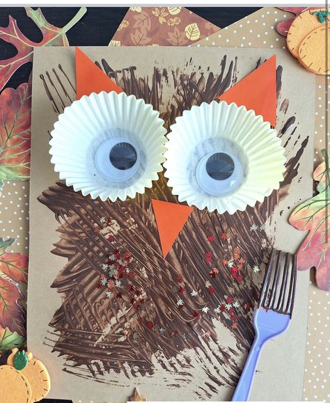 Owl Infant Craft, Owl Gross Motor Activities, Owl Craft Kindergarten, Owls Preschool Crafts, Owl Infant Art, Paper Plate Owl Crafts For Preschoolers, Owl Art And Craft, Owl Projects For Preschool, Owl Toddler Craft