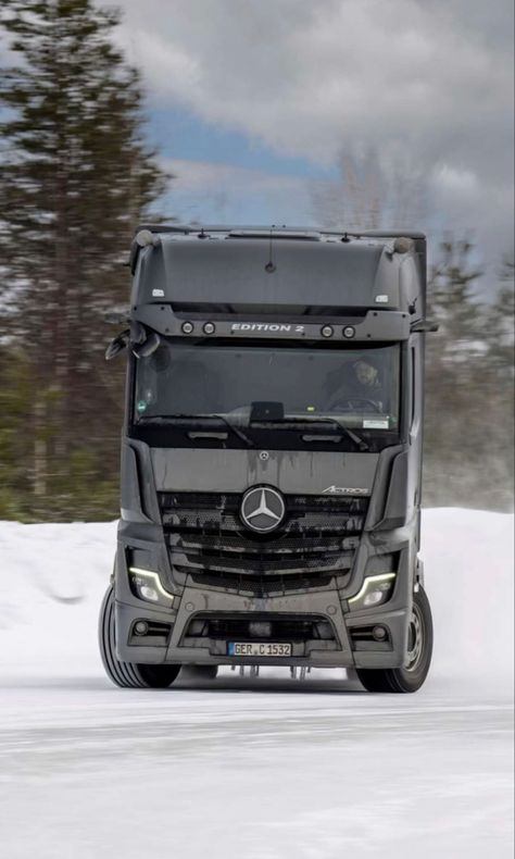 Autos Wallpapers, Actros Mercedes, Campaign Management, Mercedes Actros, Mercedes Truck, Toy Cars For Kids, New Photo Download, Toy Cars, Photo Download