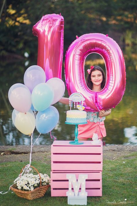 Girly Birthday Party, Happy 10th Birthday, 10th Birthday Party, 10 Birthday, 10th Birthday Parties, Birthday Photography, Barbie Birthday, Birthday Pictures, Birthday Cake Kids