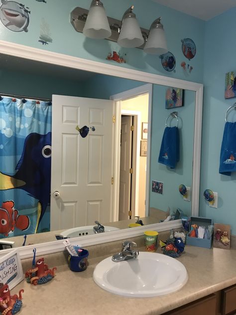 Nemo Bathroom Ideas, Finding Nemo Bathroom Ideas, Finding Nemo Room Decor, Finding Nemo Bathroom Decor, Finding Nemo Bathroom, Nemo Bathroom, Toddler Bathroom, Disney Themed Rooms, Bathroom 2024