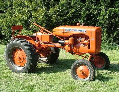 Allis Chalmers Models B / C / CA / G / RC / WC / WF / WD / WD45 / WD45D Diesel Tractor Service Repair Manual | Service Repair Manuals PDF Farm Advertising, Allis Chalmers Tractors, Old Tractor, Classic Tractor, Allis Chalmers, Antique Tractors, Preventive Maintenance, New Holland Tractor, Old Tractors