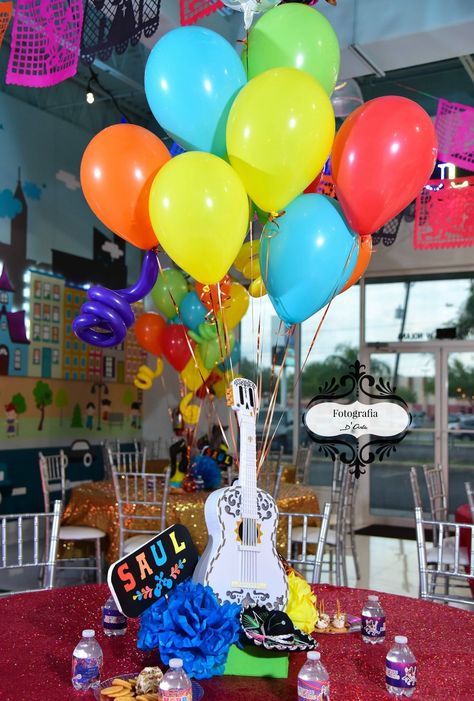 Coco Birthday Party Coco Disney, Mexican Birthday Parties, Mexican Birthday, Fiesta Birthday Party, Disney Birthday Party, Fiesta Theme Party, Mexican Party Theme, Fiesta Theme, Fiesta Birthday