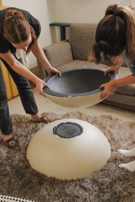 Circle Stone Coffee Table, Diy Coffee Table Circle, Diy Cement Coffee Table Round, Planter Coffee Table Diy, Diy 70s Coffee Table, Diy Abstract Coffee Table, Drum Table Diy, Diy Faux Stone Coffee Table, Modern Coffee Tables Diy