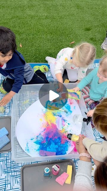 Stephanie O’Brien on Instagram: "Sensory Bin Art Idea! Shake Holi (color powder) powder or powdered tempera paint into a bin  Add sponges and spray bottles for blending.  Line the bin with posterboard or heavy watercolor paper. Kids love to  use shakers. The powder washes off with water. This is the powder we use in the US for color wars/color marathons etc.   #craftedbymeart #sensorybinideas #sensoryplaymatters #toddlerart #sensoryartclass #sensoryplay #sensoryactivity #preschoolart" Holi Activities For Kids Ideas, Sponge Art Painting, Holi Color, Color Wars, Holi Colors, Tempera Paint, Powder Paint, Sensory Bin, Toddler Art