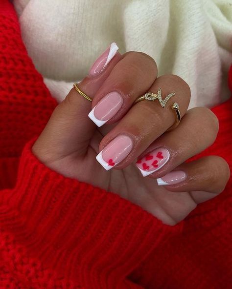 Trendy Short Nails, Nail Shapes Squoval, Month Of Love, Valentines Day Nails, Squoval Nails, February Nails, Cute Simple Nails, Nagel Tips, Nail Designs Valentines