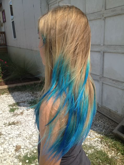 Blonde Hair With Blue Tips, Faded Blue Hair, Blue Tips Hair, Blonde And Blue Hair, Dipped Hair, Dyed Tips, Popular Images, Dyed Hair Pastel, Dyed Hair Blue