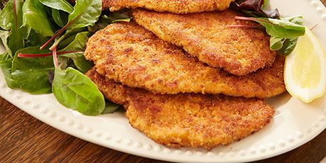 A Waterloo, Ont., home-style family diner has been serving schnitzel to happy customers for decades. And you don’t have to wait till Oktoberfest—or lunch—to have it. Courtesy of Teresa Huegle of The Original Angie’s Since 1962 in Uptown Waterloo Pork Schnitzel Recipe, Baked Stuffed Pork Chops, Parmesan Crusted Pork Chops, Schnitzel Recipes, Pork Schnitzel, Creative Cooking, Food Network Canada, Pork Dinner, Canadian Food