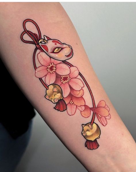 Geisha Tattoo For Women, Sakura Arm Tattoo, Neojapan Tattoo, Japanese Lucky Charm Tattoo, Japanese Sakura Tattoo, Japanese Charm Tattoo, Sakura Flower Tattoo, Color Flower Tattoo, Cherry Blossom Tattoos