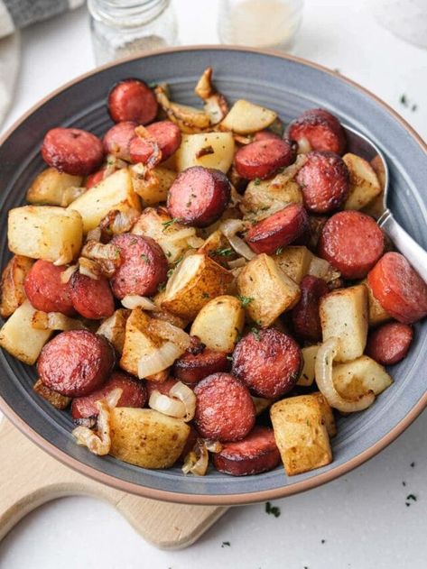 Air Fryer Sausage and Potatoes - Simply Air Fryer Air Fryer Sausage And Potatoes, Crispy Sausage, Fried Red Potatoes, Smoked Sausage And Potato Recipe, Gold Potato Recipes, Potatoes In The Air Fryer, Air Fryer Sausage, Frozen Lunches, Kielbasa And Potatoes