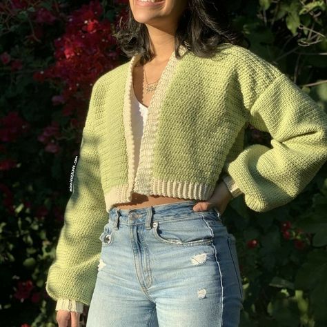 Gilet Crochet, Mode Crochet, Green Cardigan, Cardigan Pattern, Free Crochet Patterns, How To Crochet, Knit Fashion, Mode Inspiration, Crochet Cardigan