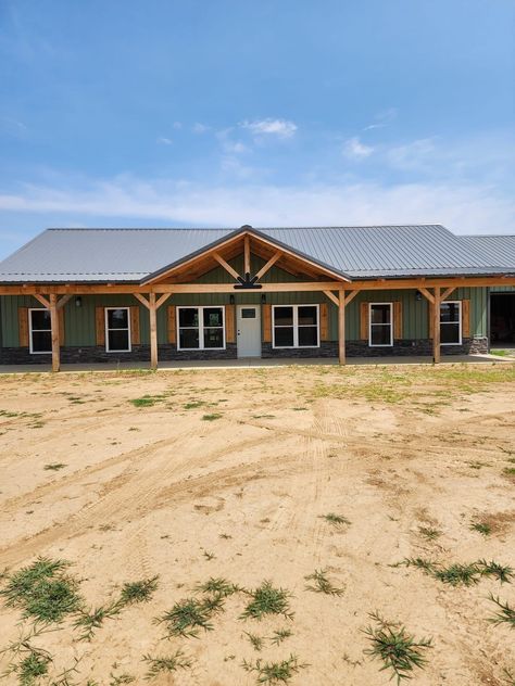 Metal Siding Ranch Style Home, Green Barndominium Ideas, Sage Green Barndominium Exterior, Grey Barndominium Exterior, Barndominium Front Porch, Green Barndominium Exterior, Metal House Exterior, Metal Building House Plans, Ranch House Exterior