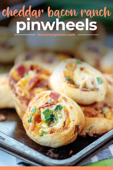 Cresent Roll Appetizer Recipes, Crescent Pinwheels, Bacon Pinwheels, Crescent Roll Recipes Appetizers, Bacon Ranch Pinwheels, Breakfast Pinwheels, Ranch Pinwheels, Easy Crescent Roll Recipes, Crescent Roll Appetizers