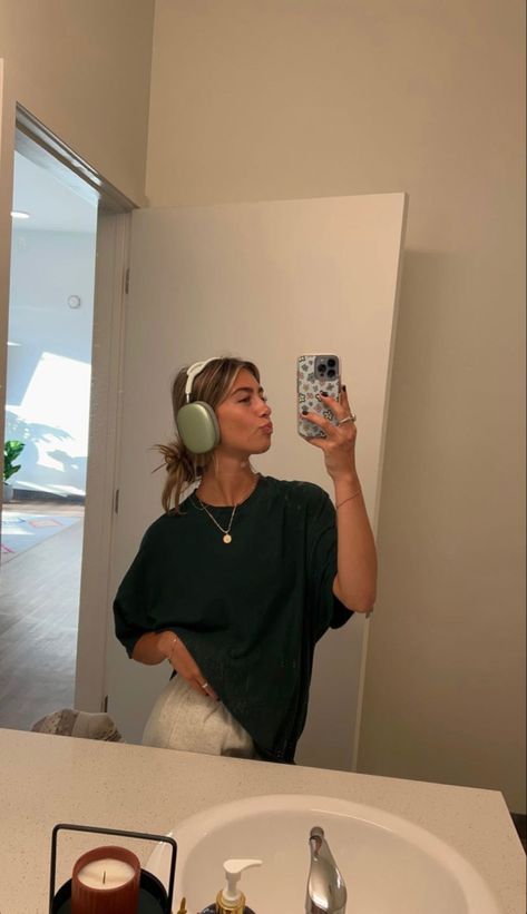 Airpod Max Aesthetic Outfit, Green Airpods Max Aesthetic, Apple Air Max, Air Pods Max Aesthetic, Air Pods Aesthetic, Apple Airpods Max Aesthetic, Airpod Max Aesthetic, Airpods Max Aesthetic, Halle Sandberg