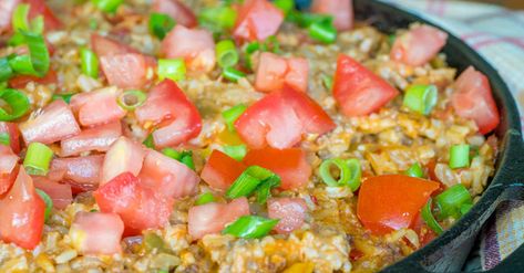 Weeknight Cheesy Taco Rice Skillet – 12 Tomatoes Cheesy Taco Rice, Taco Rice Skillet, Taco Rice, Food Meaning, Cooking Panda, Easy Skillet Meals, Rice Skillet, Rice Recipes For Dinner, Skillet Cooking