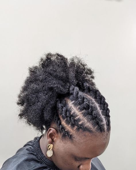 Short Flat Twist Hairstyles, Flat Twist With Extensions, Low Manipulating 4c Hair Styles, Flat Twists Natural Hair, Twists With Extensions, To Braids, Book Texture, Ladies Hairstyles, Flat Twists