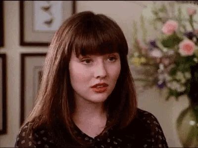 Brenda Walsh, Beverly Hill, Jennie Garth, Film Games, Rachel Berry, Shannen Doherty, Beverly Hills 90210, 90s Aesthetic, Tv Characters