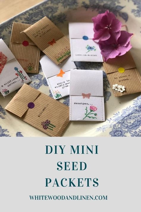 Seed Packets For Wedding Favors, Seeds As Gifts, Thank You Seed Packets, Diy Paper Seed Envelopes, Seed Gifts Favors, Diy Flower Seed Packets, Wild Flower Seed Paper, Flower Seed Gift Ideas, Diy Seed Packets Template