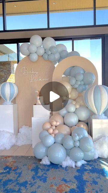 Baptismal Decorations Boy Backdrops, Baby Shower Stage Decorations, Over The Moon Baby Shower Ideas Boy, Over The Moon Baby Shower Ideas, Hot Air Balloon Backdrop, Hot Air Balloon Decoration, Cloud Baby Shower Theme, Birthday Decors, Hot Air Balloon Centerpieces