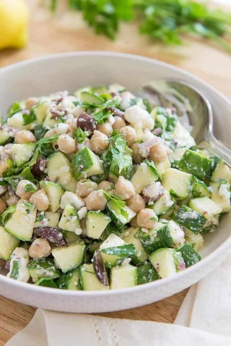 Zucchini Chickpea Salad, Chickpea Zucchini Salad, Greek Zucchini Salad, Cucumber Zucchini Salad, Chickpea Zucchini Recipes, Cauliflower And Zucchini Recipes, Cauliflower Zucchini Recipes, Zucchini Salad Recipes Raw, Raw Zucchini Recipes