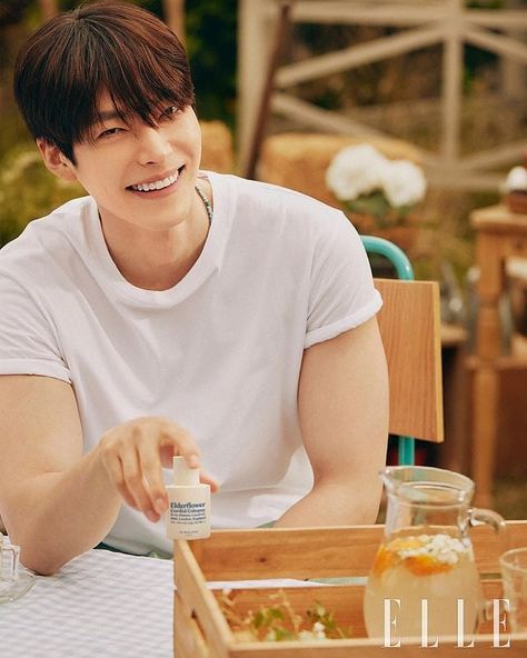 Kim Wo Bin, Uncontrollably Fond, Korean Male Actors, Korea Magazine, Magazine Collection, Elle Korea, Won Bin, Woo Bin, Song Joong