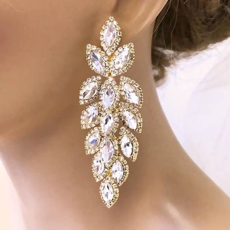 Celebrity Earrings, Bridal Chandelier Earrings, Chandelier Earrings Gold, Gold Crystal Chandelier, Gatsby Earrings, Blue Bridal Earrings, Hollywood Jewelry, Celebrities Earrings, Earrings Prom