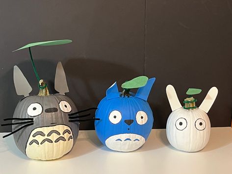 Totoro Pumpkin Painting, Pumpkin Painting Anime, Anime Pumpkin Painting, Totoro Pumpkin, Fall Board, Halloween Pumpkins Painted, Halloween Cross Stitch Patterns, Celebrate Good Times, Halloween Cross Stitches