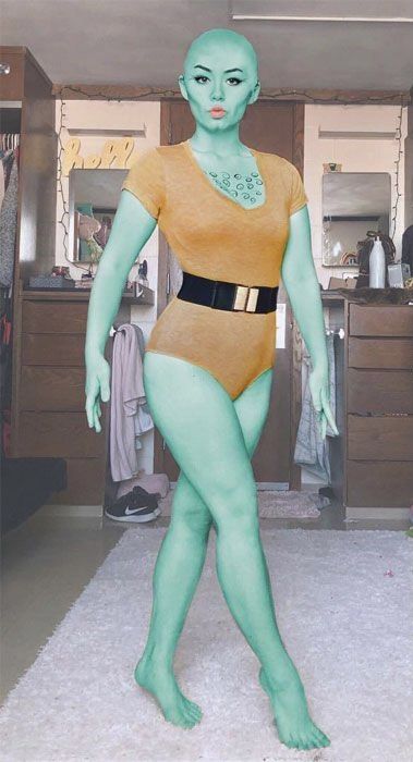 Squidward Makeup Look, Nickelodeon Halloween Costumes, Patrick Cosplay, Patrick Star Costume, Patrick Costume, Spongebob Outfit, Incredible Costume, Handsome Squidward, Spongebob Halloween