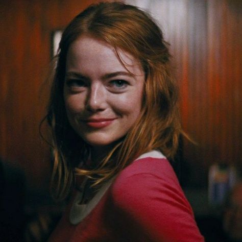 Emma Stone Lala Land, Mia Dolan, Lq Aesthetic, Lala Land, Gwen Stacy, Female Actresses, Emma Roberts, Emma Stone, Movie Photo