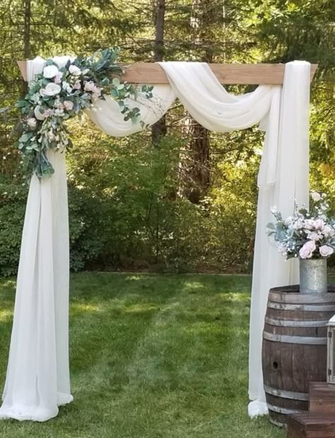 Arbor Swag Wedding, Simple Nature Wedding Decor, Wedding Archway Decorations, Wedding Arch Designs Outdoor Ceremony, Diy Arch Decoration Wedding, Wedding Rustic Decoration Outdoor, Boho Wedding Arbor Flowers, Arch Decorations Wedding, Outdoor Simple Wedding Decor