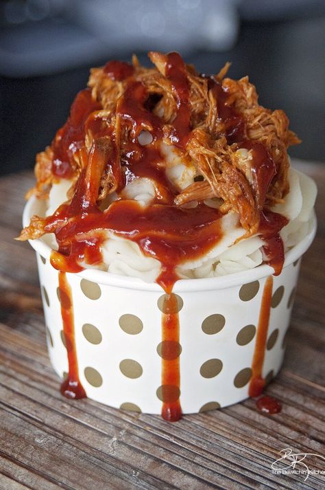 Pulled Pork Sundae Recipe, Pulled Pork Parfait, Whipped Garlic, Fall Crockpot, Sundae Recipes, Slow Cooked Pulled Pork, Slow Cooker Recipes Pork, Food Event, Tangy Bbq Sauce