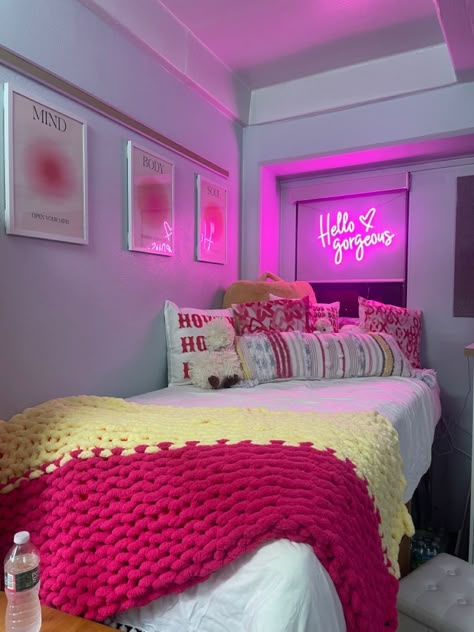 Dorm Decor Colorful, Pink And Silver Dorm Room Ideas, Dorm Room Ideas Neon Sign, Dorm Decorations Pink, Hot Pink Dorm Room Aesthetic, Single Dorm Room Ideas Pink, Yellow And Pink Room Aesthetic, Girly College Dorm Room Ideas, Party Dorm Room