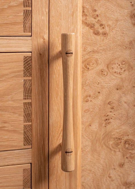 Handle in Oak with "Bog Oak" wedges Door Handle Design Wood, Wood Handles Cabinet, Wooden Door Handle Design, Wood Handle Door, Wood Door Handles, Wooden Handles Door, Bathroom Barn Doors, Wooden Latch, Wooden Handle Design