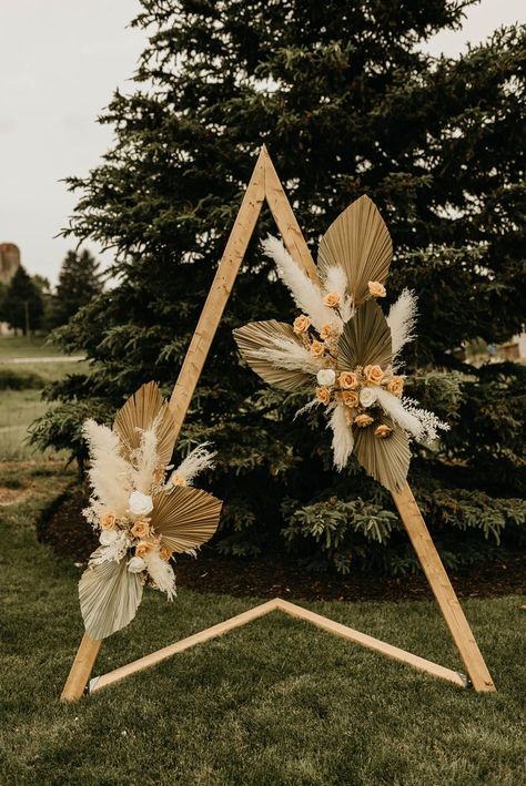 Dried Floral Arch, Arch Flowers Wedding, Arch Florals, Bohemian Backdrop, Boho Wedding Arch, Church Altar Decorations, Hexagon Wedding, Boho Backdrop, Palm Wedding