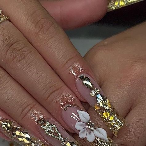 Press On Nails Square, Quince Nails, Quinceanera Nails, Gem Design, Gold Acrylic Nails, 3d Flower Nails, Long Press On Nails, Hippie Nails, Nails Nude