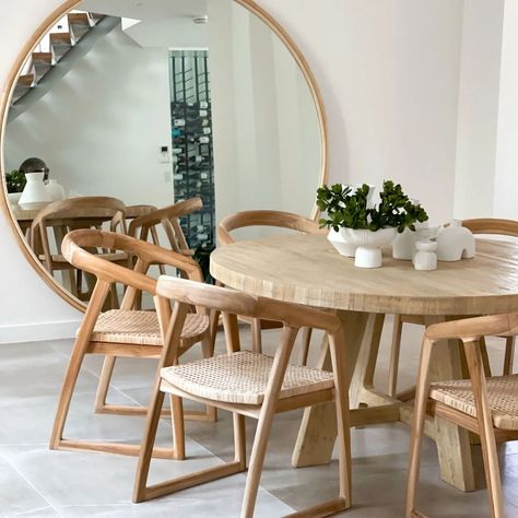 Round Table Rattan Chairs, Japandi Round Dining Table, Scandi Furniture, Philippine Houses, Scandinavian Dining Room, Round Table And Chairs, Coastal Dining Room, Dining Roo, Round Wood Dining Table