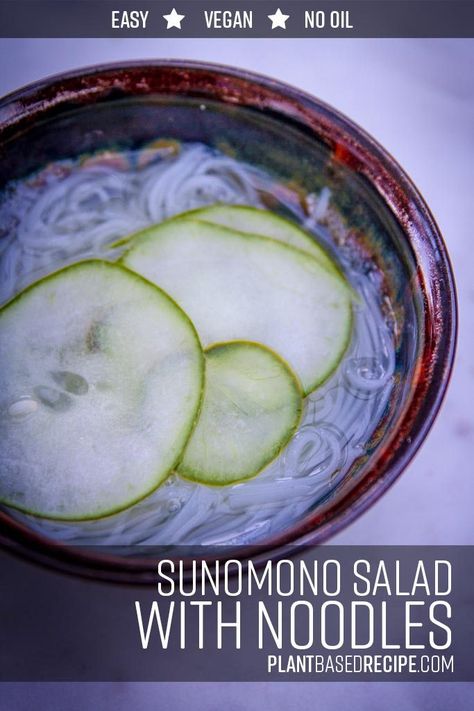 Sunomono Salad (Low Fat, Vegan) Sunomono Recipe, Sunomono Salad, Vinegar Salad, Oil Free Vegan Recipes, Plant Based Recipes Easy, Vegan Salads, Oil Free Vegan, Broth Recipes, Fun Recipes