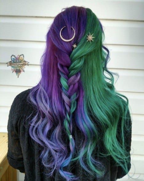 Half and Half Hair Purple And Green Hair, Half And Half Hair, Split Dyed Hair, Fest Outfits, Split Hair, Hair Idea, Pretty Hair Color, Bright Hair, Colored Hair