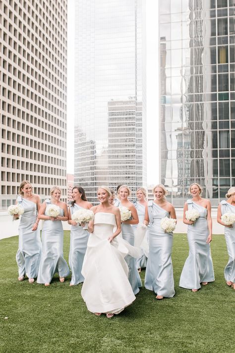 Light Blue Black And White Wedding, Black White And Light Blue Wedding, Black White And Blue Wedding, Blue Black And White Wedding, White Wedding Bridesmaids, Wedding Bridesmaid Photos, Bridesmaid Photo Ideas, Large Bridal Parties, Pink Green Wedding