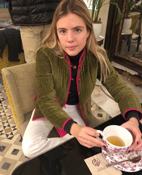 Maria de la Orden Studio on Instagram: “Gorgeous @isahernaez in our Fittonia Vest 🌸” Isa Hernaez Fashion, Countryside Outfit, Chanel Style Jacket, My Tea, Fire Fits, Current Styles, Color Rojo, Fitness Inspo, Preppy Style