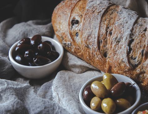 Hypermobility and EDS: What is the best diet? - The Fibro Guy Ehlers Danlos Syndrome Hypermobility Diet, Bread With Fruit, Ehlers Danlos Syndrome Hypermobility, High Fodmap Foods, A Loaf Of Bread, Personal Wellness, Ehlers Danlos, Loaf Of Bread, Free Photographs