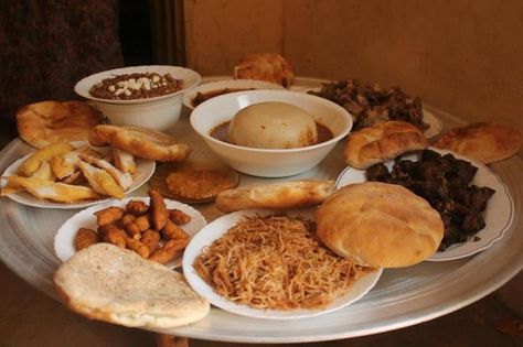 Sudanese Kisra | My Country Sudan: Food in Sudan Sudan Recipe, Sudan Food, Sudan Aesthetic, Sudanese Art, Sudanese Food, Sudanese Culture, North African Food, Western Sahara, Food And Culture