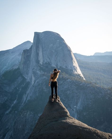 Visiting Yosemite National Park - Top Things To See In Yosemite In A Day Yosemite Hiking, Yosemite Sequoia, Yosemite National Park Photography, Yosemite Photos, California Bucket List, Yosemite Trip, Yosemite Park, Hiking Photography, National Park Photos