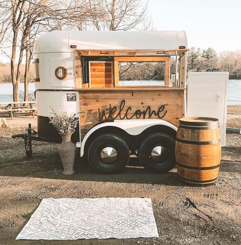 Coffee Bar Trailer, Horse Trailer Coffee Bar, Trailer Coffee Bar, Coffee Trailer Ideas, Coffee Bar Business, Mobile Coffee Bar, Mobile Bar Business, Camper Bar, Bar Renovation