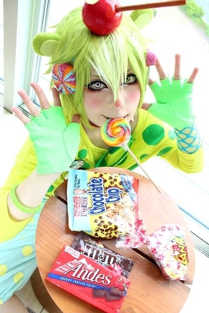 That is an AMAZING nutty cosplay! Ninga Turtles, Cosplay Idea, Free Friends, Mha Oc, Epic Cosplay, Avakin Life, Happy Tree, Friend Anime, Three Friends