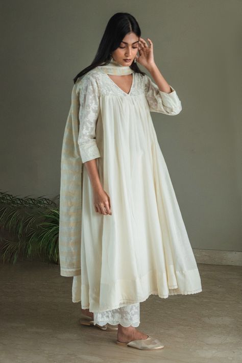 Shop for these amazing collections of Ivory Banarasi Jacquard Embroidery Sequin Yoke Anarkali And Palazzo Set For Women by Shorshe Clothing online at Aza Fashions. Shorshe Clothing, Ivory Anarkali, Cotton Anarkali Dress, Silk Kurtas, Studio Images, Business Clothing, Trendy Outfits Indian, Cotton Anarkali, Pakistani Clothes