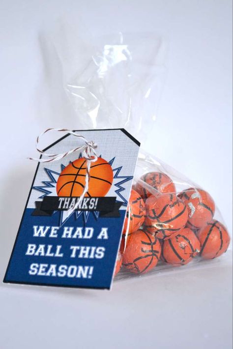 Basketball Team Treats, Basketball Snacks, Athletic Banquet, Basketball Treats, Basketball Invitations, Basketball Party Favors, Basketball Team Gifts, Basketball Coach Gifts, Team Snacks